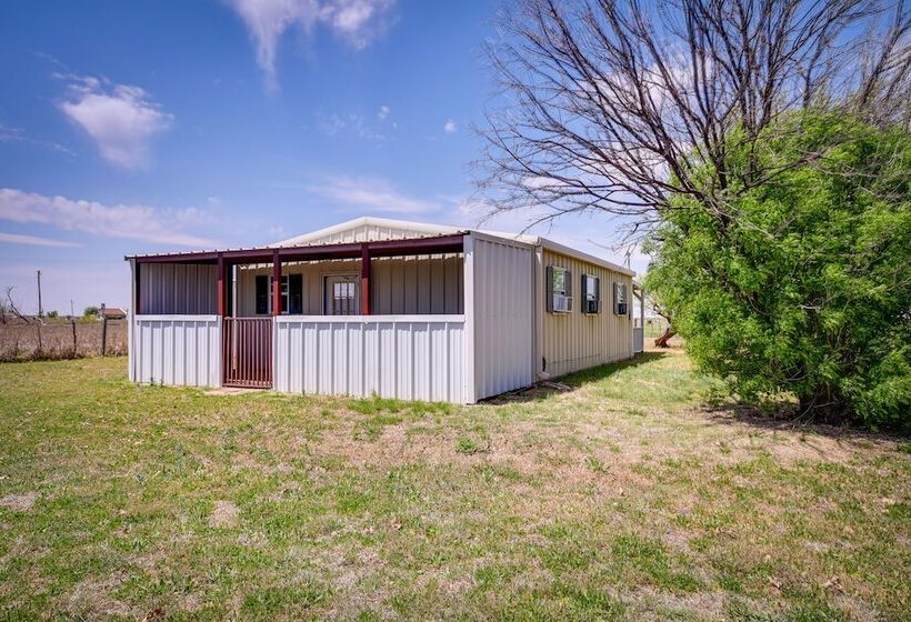 Stargaze, Hike & Kayak: Cabin Near Copper Breaks!