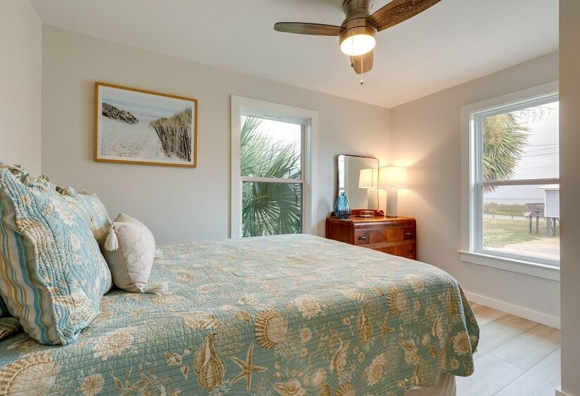 Dauphin Island Vacation Rental: Close To Beaches!