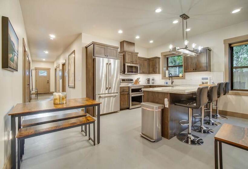 1 Mi To Payette Lake: Mccall Home W/ Grill!