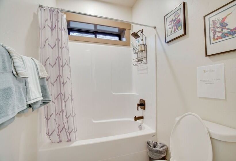 1 Mi To Payette Lake: Mccall Home W/ Grill!