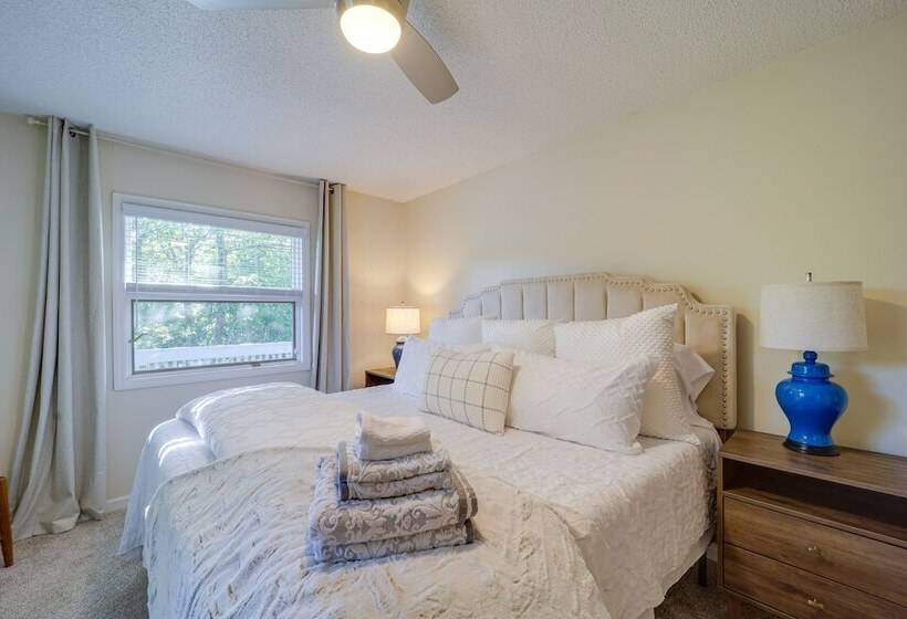 Dog Friendly Beech Mountain Home W/ Deck