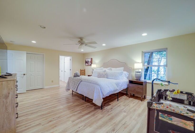 Dog Friendly Beech Mountain Home W/ Deck