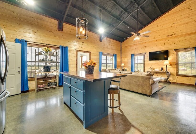 Pet Friendly Eagletown Home ~ 3 Mi To Kayaking!