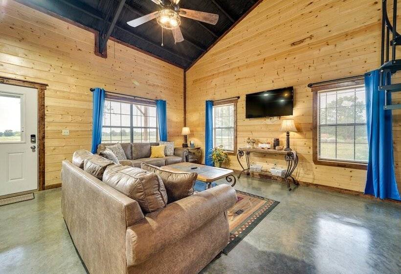 Pet Friendly Eagletown Home ~ 3 Mi To Kayaking!