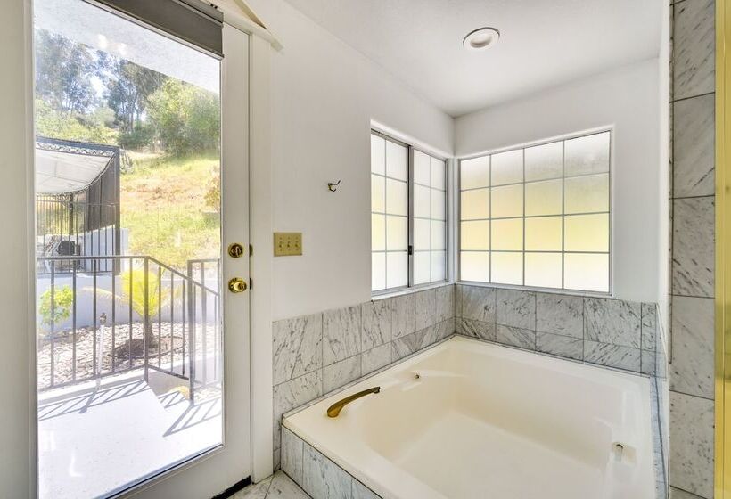 El Cajon Home W/ Pool & Views: 15 Mi To San Diego!
