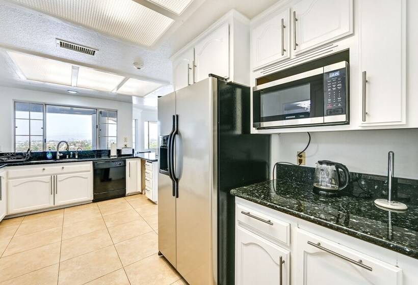 El Cajon Home W/ Pool & Views: 15 Mi To San Diego!