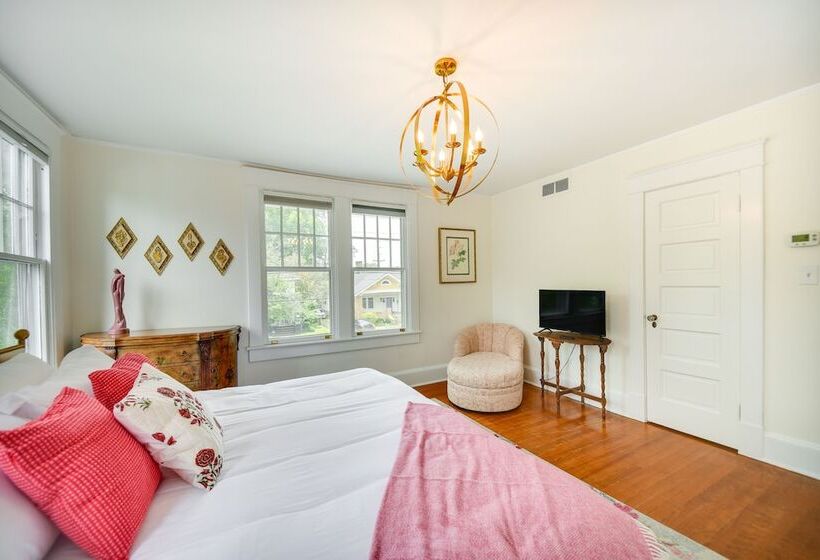 Elizabeth City Vacation Rental: Gazebo W/ Hot Tub!