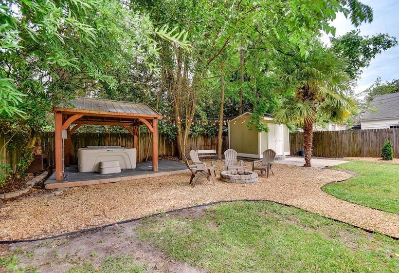 Elizabeth City Vacation Rental: Gazebo W/ Hot Tub!