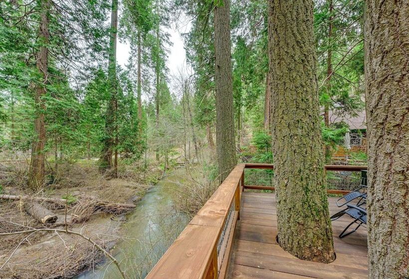 Creekside Cabin ~ 20 Mi To Kings Canyon Park!