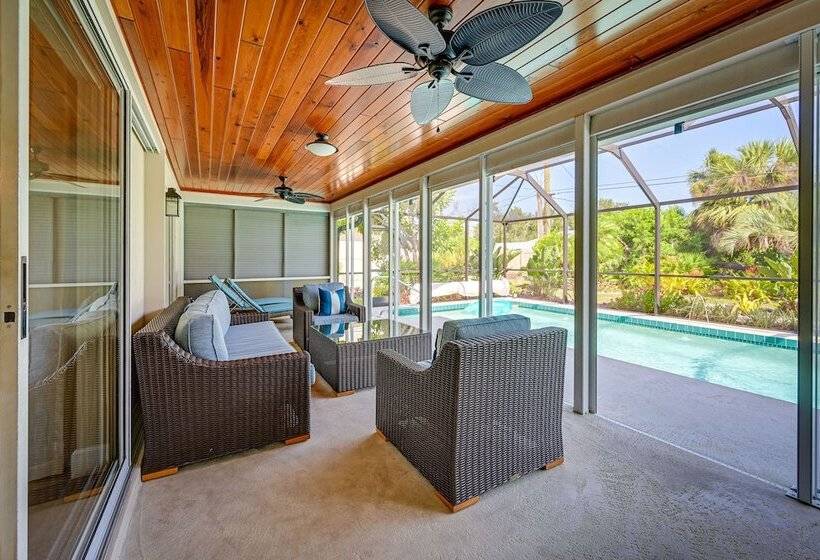 Englewood Oasis W/ Screened Lanai + Outdoor Pool!