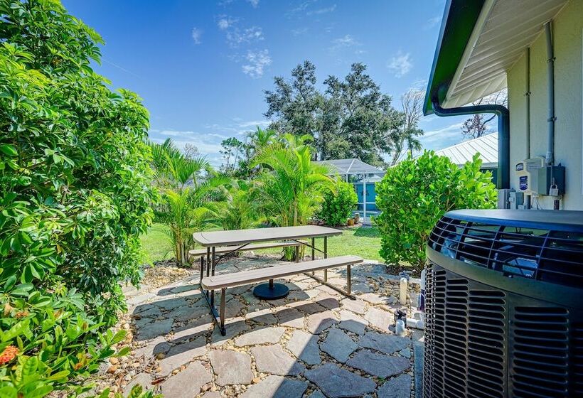 Englewood Oasis W/ Screened Lanai + Outdoor Pool!