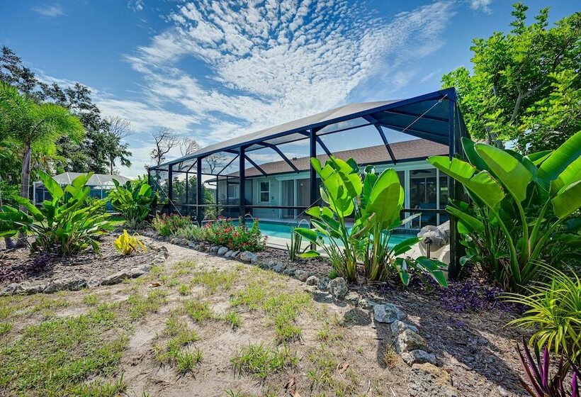 Englewood Oasis W/ Screened Lanai + Outdoor Pool!