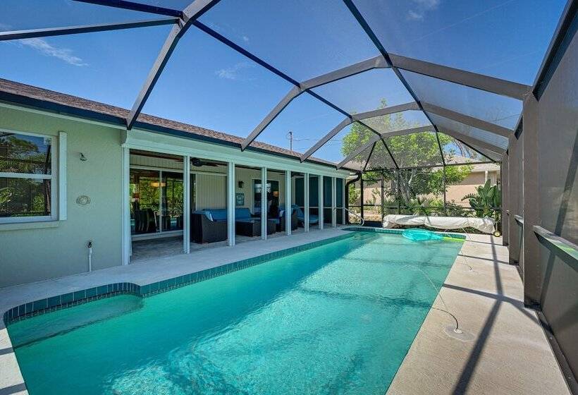 Englewood Oasis W/ Screened Lanai + Outdoor Pool!