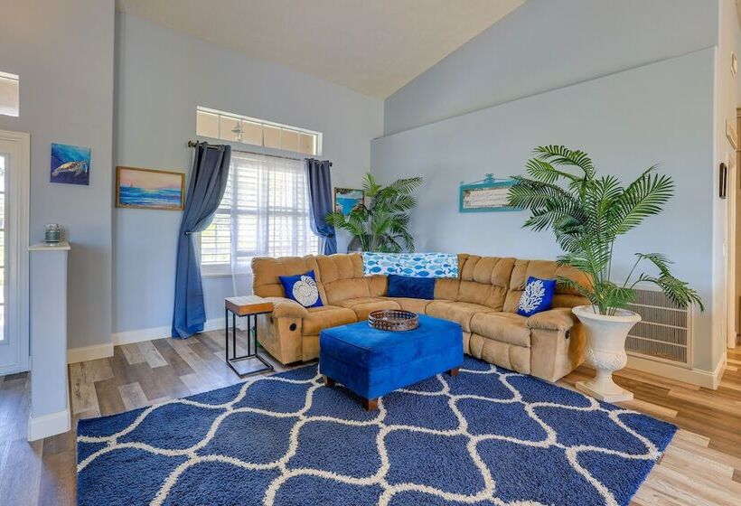 Fort Pierce Escape: Beach Entry Pool, Waterslide!