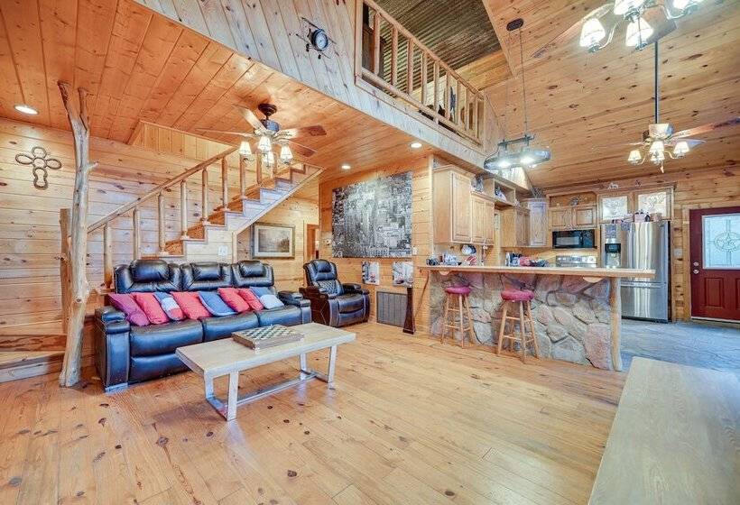 Fort Towson Cabin < 1 Block To Raymond Gary Lake