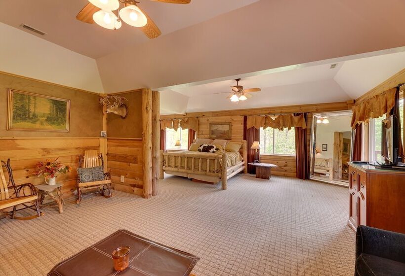 Fraziers Bottom Cabin On 800 Acres Of Land W/ Lake