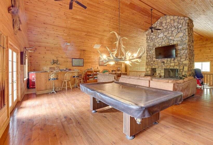 Fraziers Bottom Cabin On 800 Acres Of Land W/ Lake