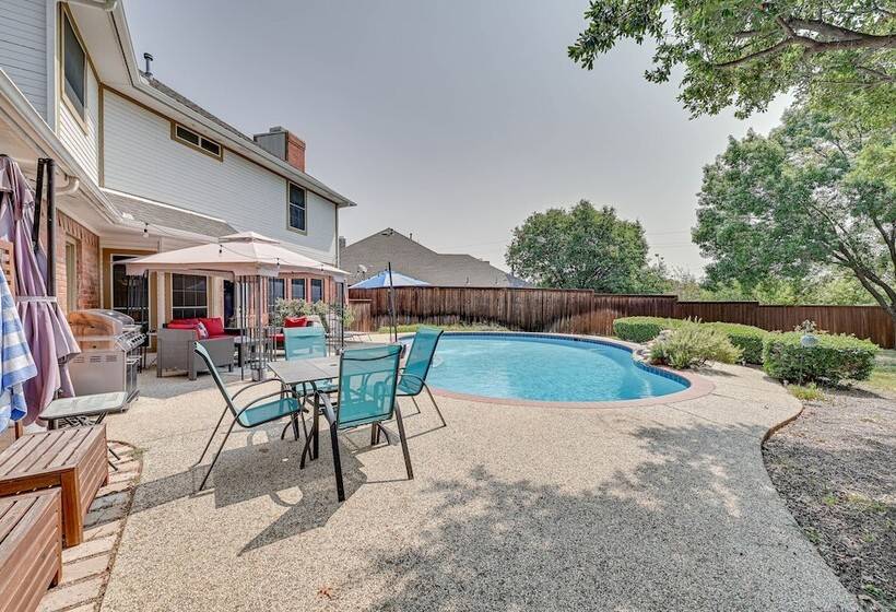 Harmony House Texas  In Carrollton: Private Pool!