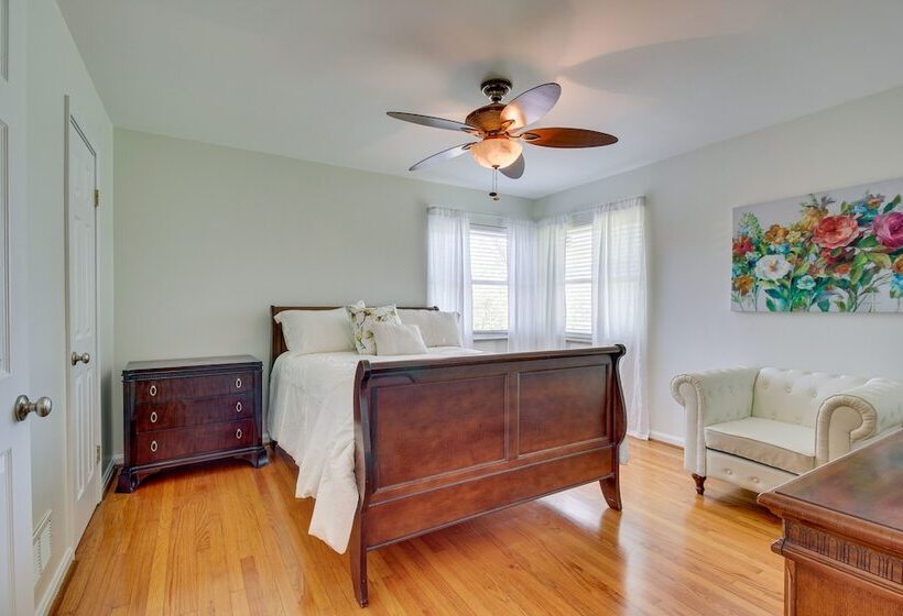 Home W/ Hot Tub + Deck ~ 3 Mi To Ark Encounter!