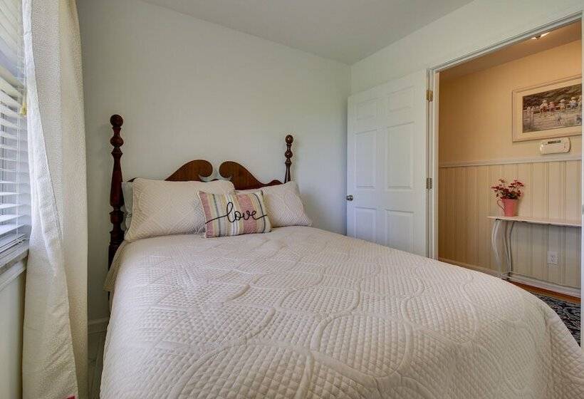 Home W/ Hot Tub + Deck ~ 3 Mi To Ark Encounter!