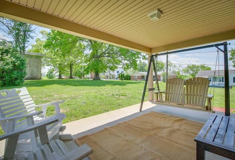 Home W/ Hot Tub + Deck ~ 3 Mi To Ark Encounter!