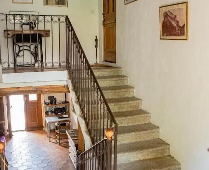 Отель Auberge U N Antru Versu