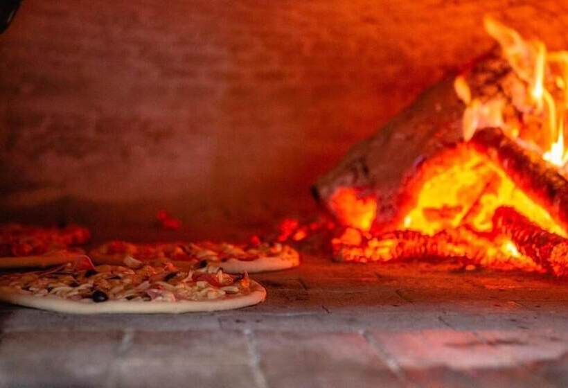 هتل Auberge U N Antru Versu