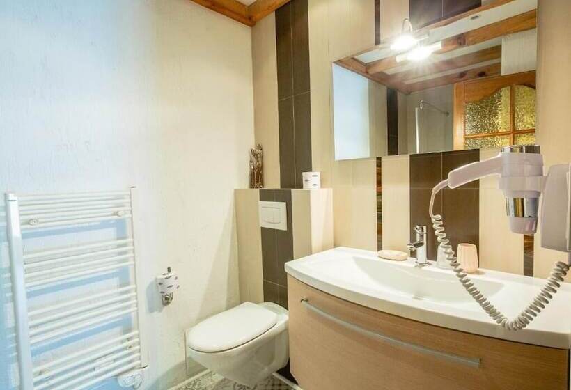 Отель Auberge U N Antru Versu