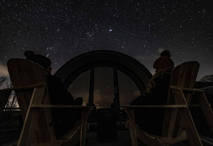 בית מלון כפרי Black Knowe, Luxury Glamping Pods, Ballycastle