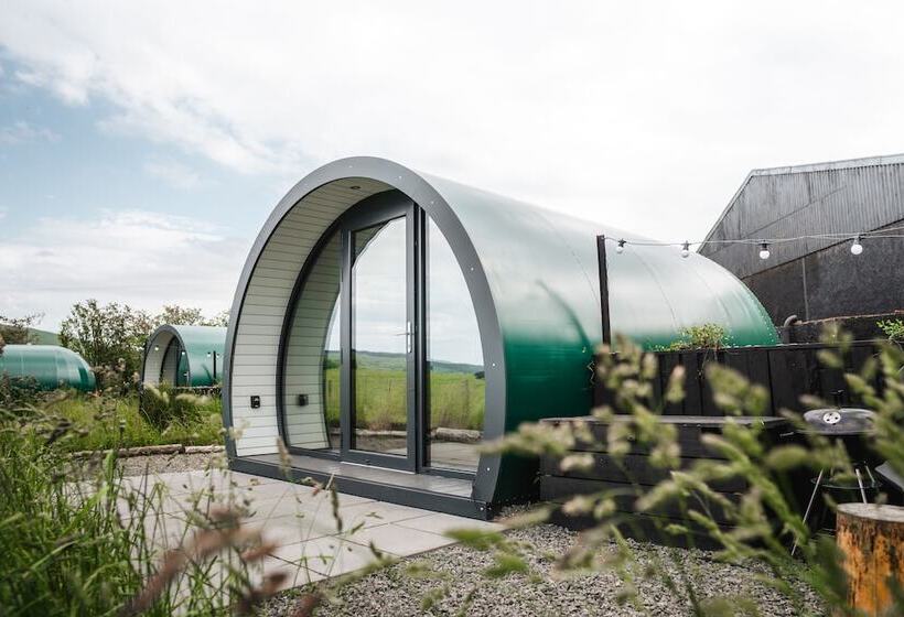 בית מלון כפרי Black Knowe, Luxury Glamping Pods, Ballycastle