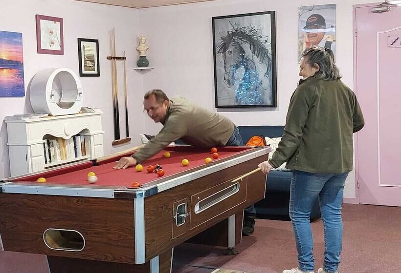 Contact Hotel Utah Beach Carentan