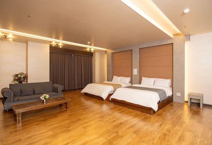 בית מלון כפרי Cosmos