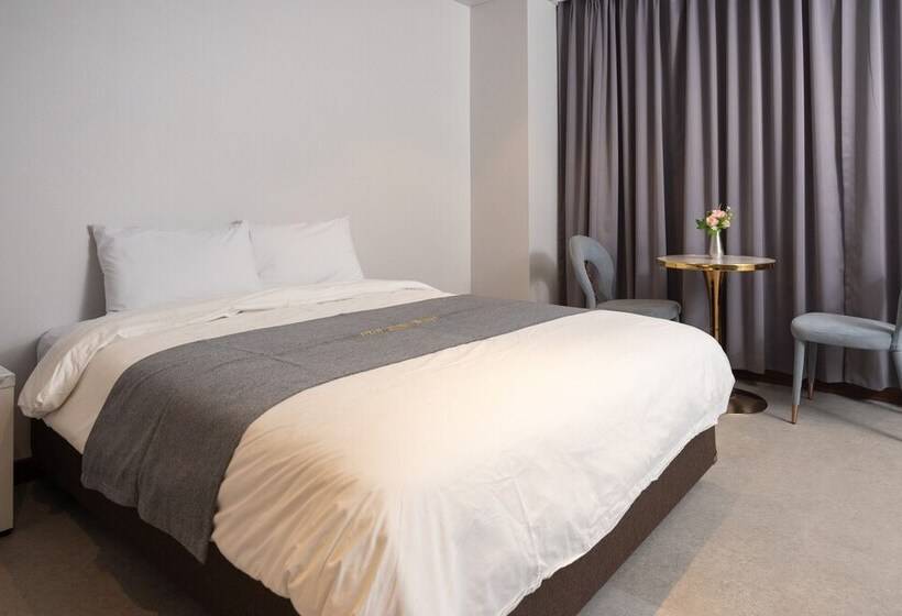 בית מלון כפרי Cosmos