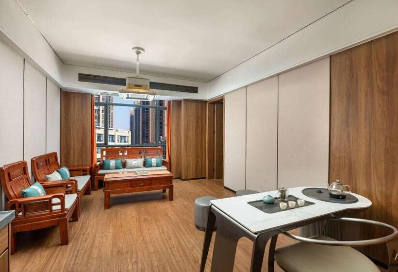 בית מלון כפרי Days Inn By Wyndham Zhuzhou Chaling