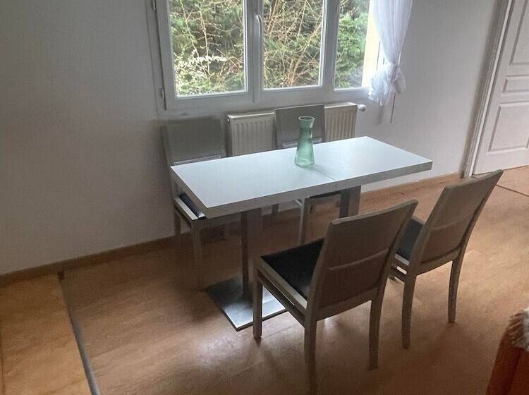 Отель Domaine Chloe Du Lac