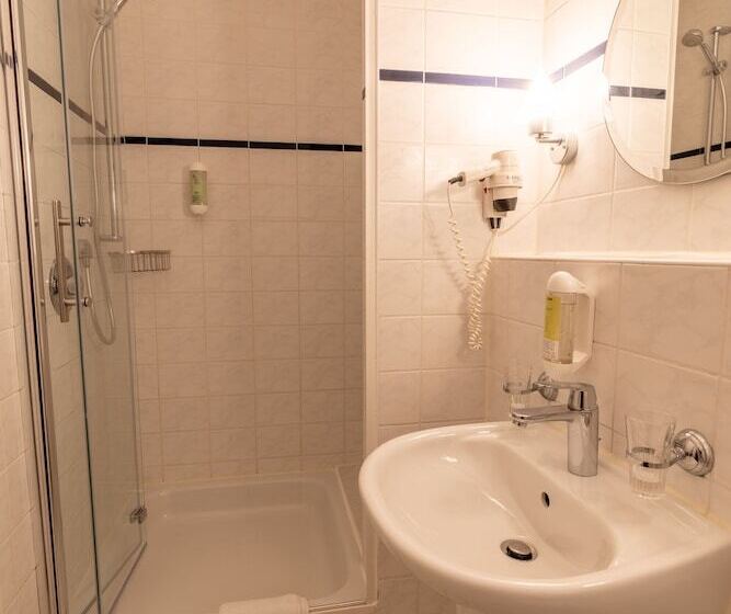 בית מלון כפרי Elkemann