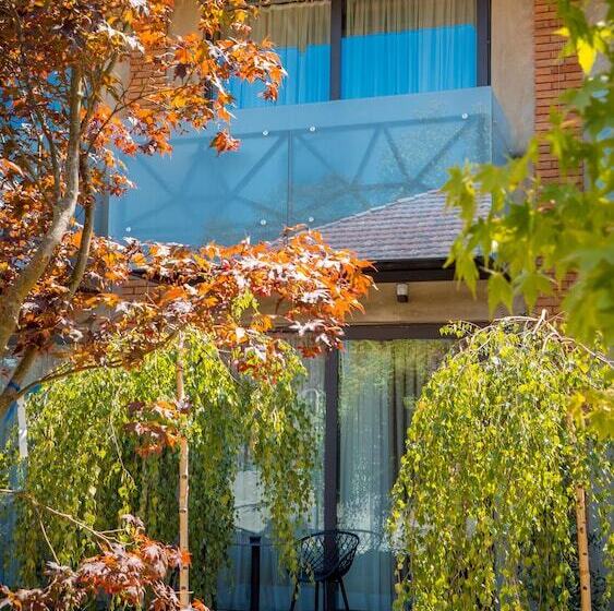 هتل Giuaani Winery