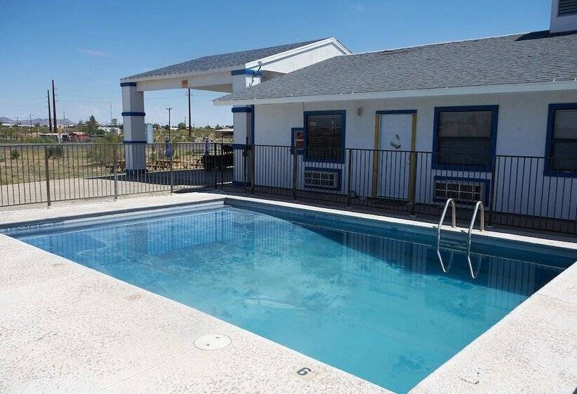 Отель Glampinn Marfa