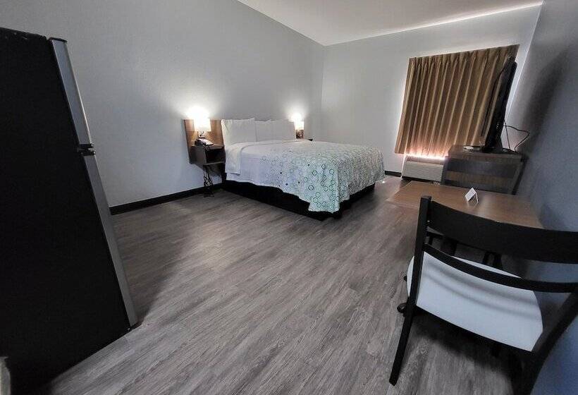 בית מלון כפרי Hometowne Studios By Red Roof Prattville