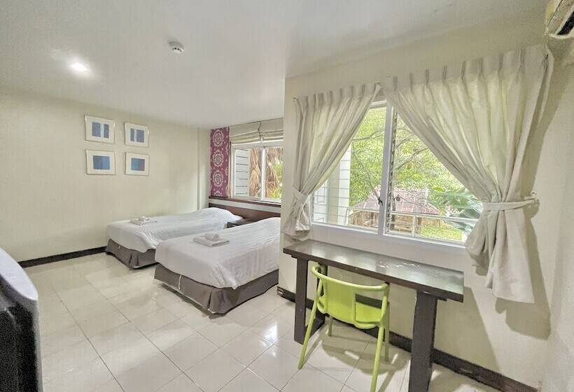 Отель Huern Che Ta One