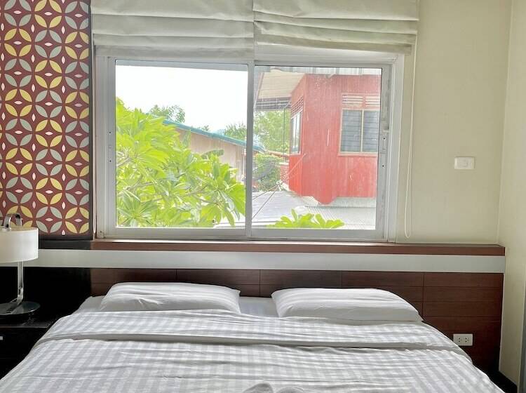 Отель Huern Che Ta One