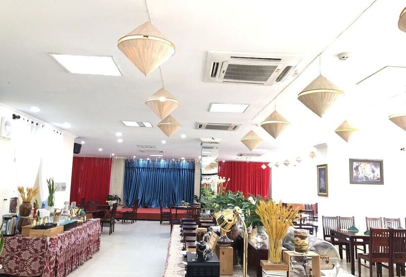 هتل Khach San Hung Vuong