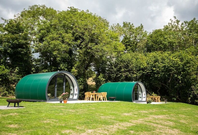 Отель Kinelarty Luxury Glamping Pods Downpatrick