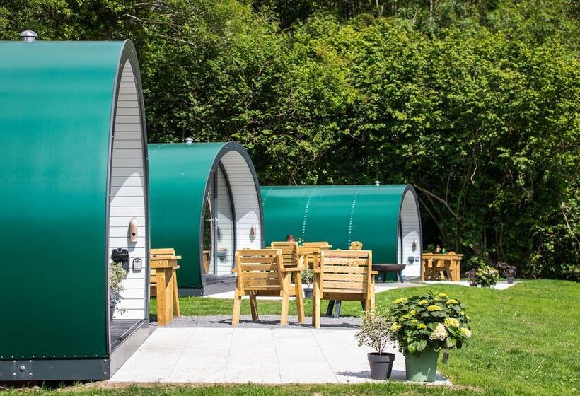 Отель Kinelarty Luxury Glamping Pods Downpatrick
