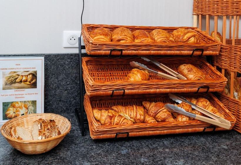 酒店 Logis Hôtel Le Rochelois