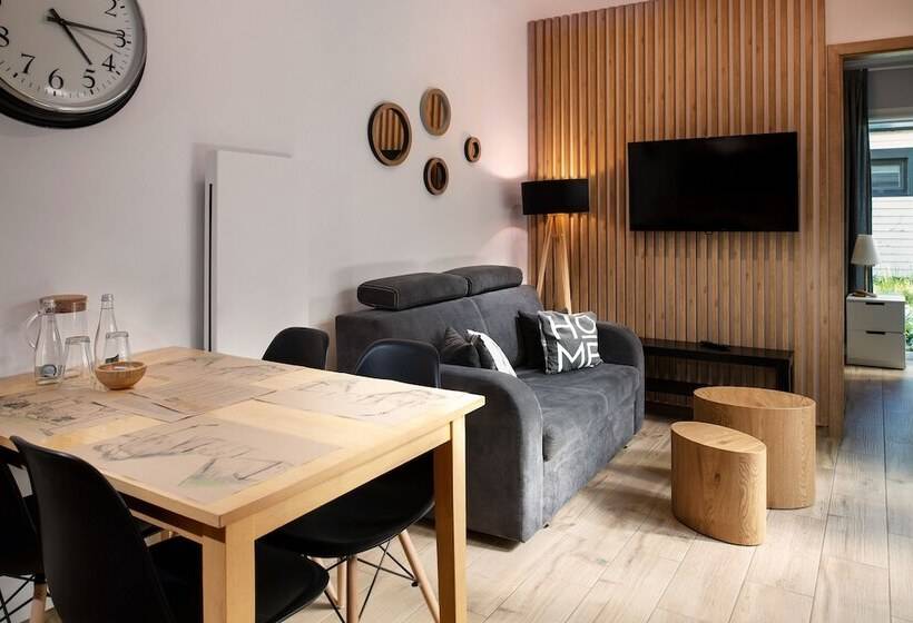 Отель M2 Resort Wellness & Spa