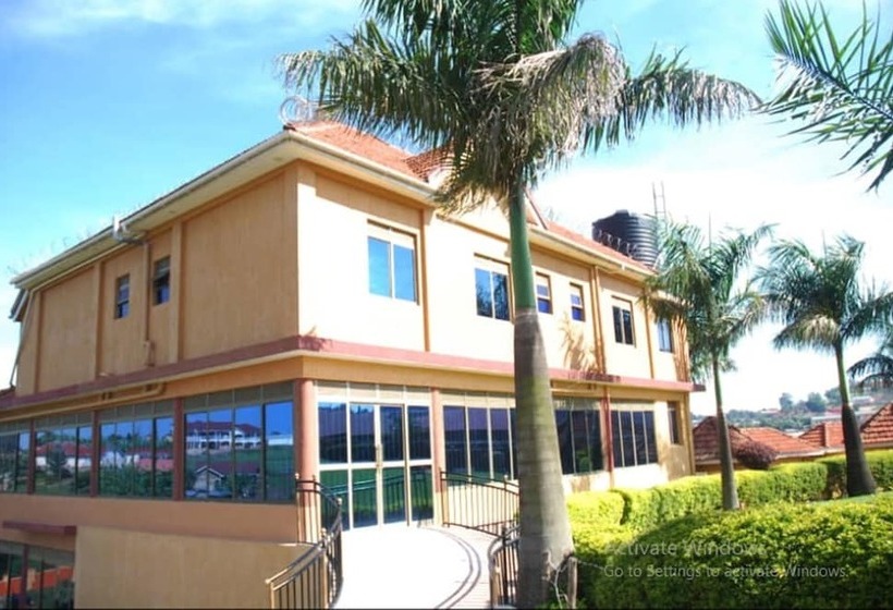 هتل New Palm Royal