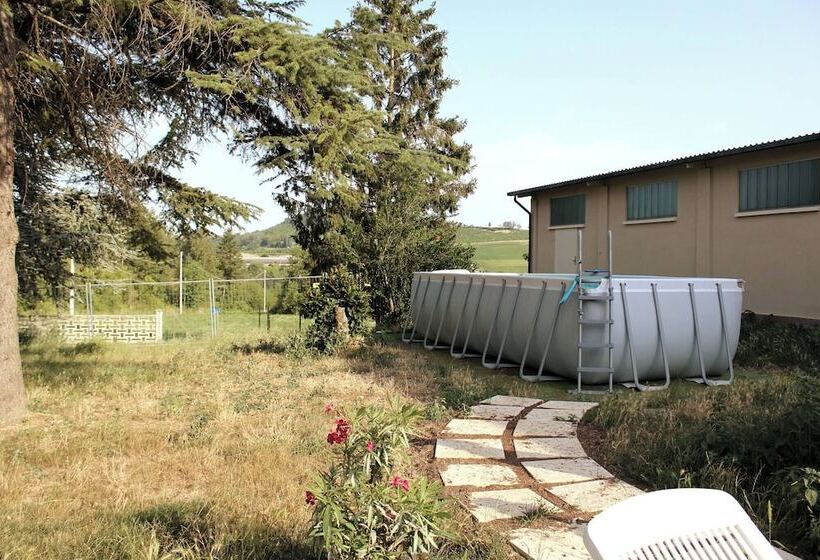 בית מלון כפרי Nido Tra Le Stelle E Il Blu