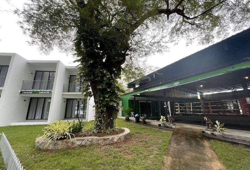 Phuket Muay Thai Hotel Rawai Beach