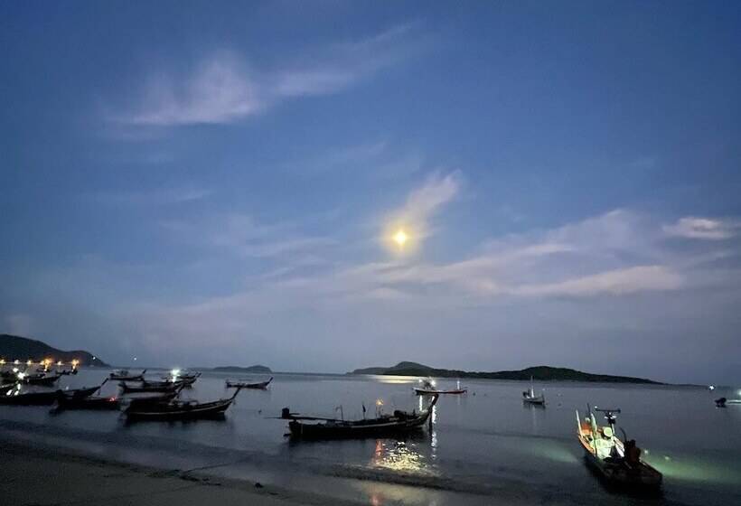 Phuket Muay Thai Hotel Rawai Beach